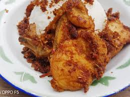 5 potong ayam 50 gram cabe hijau di uleg kasar. Resep Ayam Goreng Lengkuas Yang Maknyus Warisan Ibunda Curhat Si Ambu