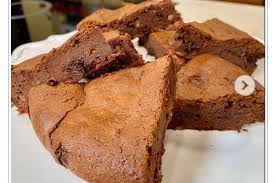 Imburrate e infarinate una teglia del diametro di 22 cm, versatevi il composto. La Ricetta Del Morbido Al Cioccolato Fondente Con Ricotta E Mandorle City Roma News