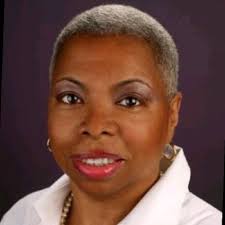 The week unfolded with a harmonious blend of celebrations. Kicking off with  my rendition of Santa Baby at the The Service Club of Chicago holiday  luncheon, where the spirit of giving resonated