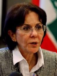 Palestinians give award to UN official who condemned Israel