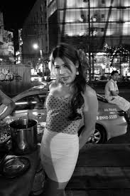 File:Ladyboy in Sukhumvit Road, Bangkok (23386335342).jpg - Wikimedia  Commons