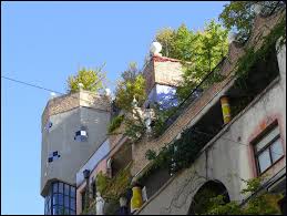 The hundertwasser museum in the kunst haus wien may be visited daily from 10:00 till 18:00 o'clock. Wien 100wasser Haus Mapio Net