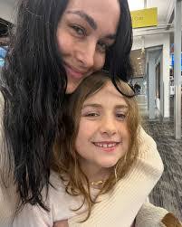 Shawna Shaw's Instagram, Twitter & Facebook