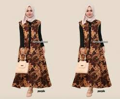 Model gamis batik kombinasi polos modern. 35 Rekomendasi Gamis Batik Modern Di Bawah Rp250 Ribu Untukmu Update 2021 Bukareview