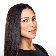 Sara Macri's Instagram, Twitter & Facebook