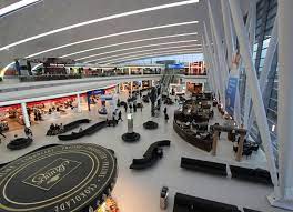 Budapest airport is located some 25 kms form the city center. Budapest Airport