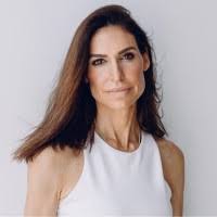 3600+ profils pour “Laura La”