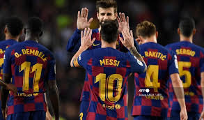 6 veces balón de oro (4 veces en forma consecutiva) y 5 botas de oro. 62agbf1vmuiglm