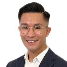 Brandon Tan's Instagram, Twitter & Facebook