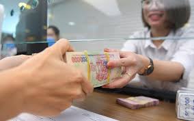 Lãi suất tiền gửi tiết kiệm có xu hướng tăng trở lại - Tạp chí Tài chính