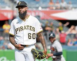 Pirates acquire reliever Ron Marinaccio from Padres, send Dennis Santana packing