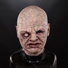 Something fun we did with the help from some very talented friends. Dark  Knight mask ( yes, face included ) sculpted by @reevzfx Body suit by  @el_fett Cape and cloves by @zack_attack_cosplay