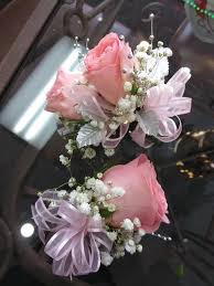 Whether you have a friend or loved one in las vegas celebrating a birthday, graduation or wedding we offer a wide range of flower arrangements and bouquets to send with a free personalized card. Corsage Boutonniere Set For Prom In Las Vegas Nv M C Gardens Florist Gifts