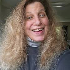 Olivia Newton John died long before 2025, come ON