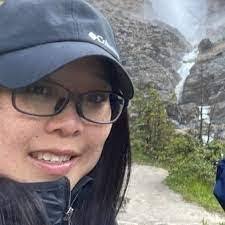 Amy Dillehay's Instagram, Twitter & Facebook