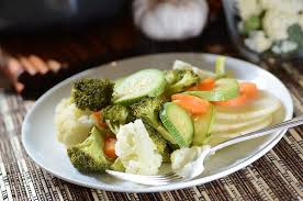 Tanto las verduras como las hortalizas, en combinación con las frutas, son una fuente primordial de vitaminas, sales minerales, fibra y elementos antioxidantes. Como Cocinar Verduras Al Vapor Facil