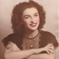 Lori Riggatire's Instagram, Twitter & Facebook