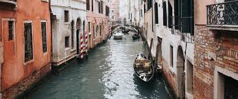how venice's canals were built: how was
