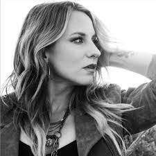 Caitlyn Smith's Instagram, Twitter & Facebook