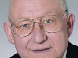 Der Kaufmann gehörte dem Gremium seit 2004 an