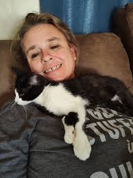 How does everybody feel about the idea of a cat cafe in Ada?