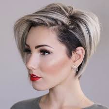 Coupe cheveux tendance coiffure pour cheveux courts femme hair de coupe tendance cheveux courts , origine:salontransformation.com. Coupes Courtes Selon Les Dernieres Tendances Coupe De Cheveux Courte Coupe De Cheveux Couleur Cheveux Court