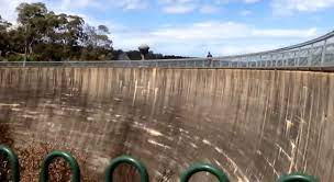 The whispering wall is actually a dam in the barossa reservoir, south australia. 2 Dwquyxfizrm