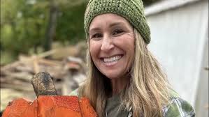 SHOPPING ONLY AMISH AND MENNONITE STORES (3)