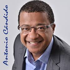 Play Antonio Cândido by Antonio Cândido