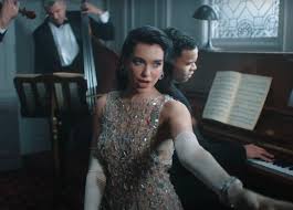 Перевод песни we're good — рейтинг: We Re Good Dua Lipa Between Titanic And Lobsters In An Unmissable Video World Stock Market