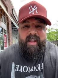 Carlos Aviles's Instagram, Twitter & Facebook