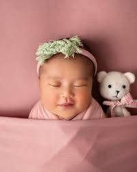 Lorretta Chow 周美欣