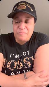 American from Miami tries Jamaican food in the UK Brixton, south London 🎥:  @theesylver