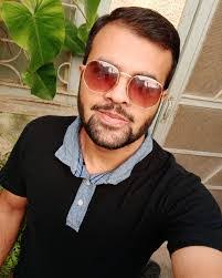 Adil Ibrahim's Instagram, Twitter & Facebook