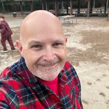 Two Long Island hospitals have been recognized for their outstanding  emergency departments by the Emergency Nurses Association. The Lantern  Awards honor emergency departments for their leadership, practices,  education and advocacy that result