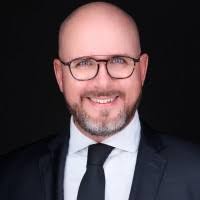 700+ "(labrie)" profiles