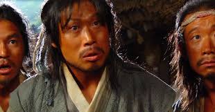 𝐓𝐨 𝐛𝐞 𝐮𝐩 𝐡𝐞𝐫𝐞, 𝐚𝐰𝐚𝐲 𝐟𝐫𝐨𝐦 𝐭𝐡𝐞 𝐛𝐮𝐬𝐭𝐥𝐞, 𝐦𝐲  𝐥𝐞𝐠𝐬 𝐥𝐢𝐤𝐞 𝐰𝐢𝐧𝐠𝐬 𝐰𝐨𝐮𝐥𝐝 𝐬𝐩𝐫𝐞𝐚𝐝.” The King and the  Clown (왕의남자) Jang-seng and Gong-gil, a pair of male street clowns and  tightrope walkers