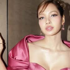 Want To Learn Korean Language Quickly? Here's How BLACKPINK's Lisa Did In  Six Months!