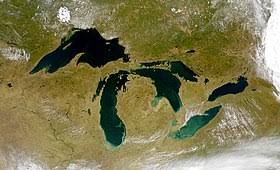 Walau bagaimanapun, orang tidak boleh gagal memperhatikan hakikat bahawa, antara lain, ia juga dianggap sebagai yang terbesar di tasik air tawar di planet ini. Tasik Glasier Wikipedia Bahasa Melayu Ensiklopedia Bebas