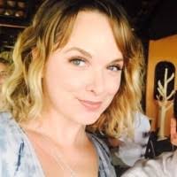 100+ "Sara Quick" profiles