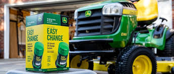 It's important to know that, like cars, lawn mowers need constant maintenance in order for them to work properly through the years. John Deere Revolutionizes The Oil Change With The New Easy Change 30 Second O