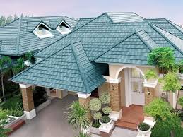 This home exudes a classic bungalow feel in colonial revival green stone. How To Pick The Exterior Paint Colors Match Best With The Roof Stylendesigns