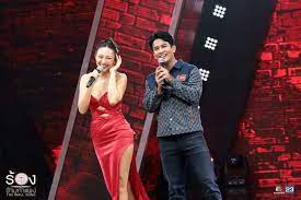 คริส หอวัง กับ คริส คอลเลคชั่น ไฟว์ บาย ซาบีน่า. Etiqueta à¸„à¸£ à¸ªà¸«à¸­à¸§ à¸‡ Al Twitter