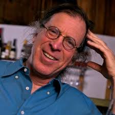 Lisa Hallgren (@Ravinous)