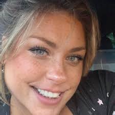 Hi! I'm new to this group. I recently joined because I need help!!🫣I love  flowers but have limited mobility right now, so want a beautiful pretty  garden that's low maintenance ☺️❤️ |