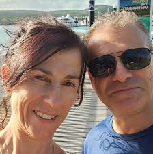 What are the recommendations for a trip from Hamilton Island to Whitehaven  Beach to see Hill inlet, and is North or South Beach better for a half or  full day?