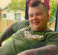 Dustin Langlois's Instagram, Twitter & Facebook