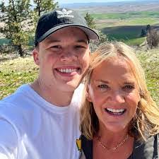 Randy Rodabaugh's Instagram, Twitter & Facebook