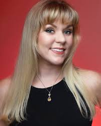 Shadows and natural light ⭐️ Amanda DeLaura she's a chef if you need one  hit me up!  #model#chef#malibu#losangeles#socal#socaliving#losangelesmodel#losangelesphotographer#hat#outfit#fashion#fashionmodel#hollywooddreams#lifestyle  @ SoCal