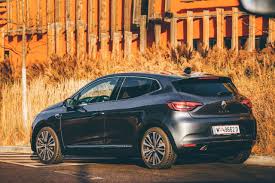 Dès le premier regard, clio séduit par son style. Intensiv Test Renault Clio Dci 115 Initiale Paris Der Kleinwagen Als Nobelherberge